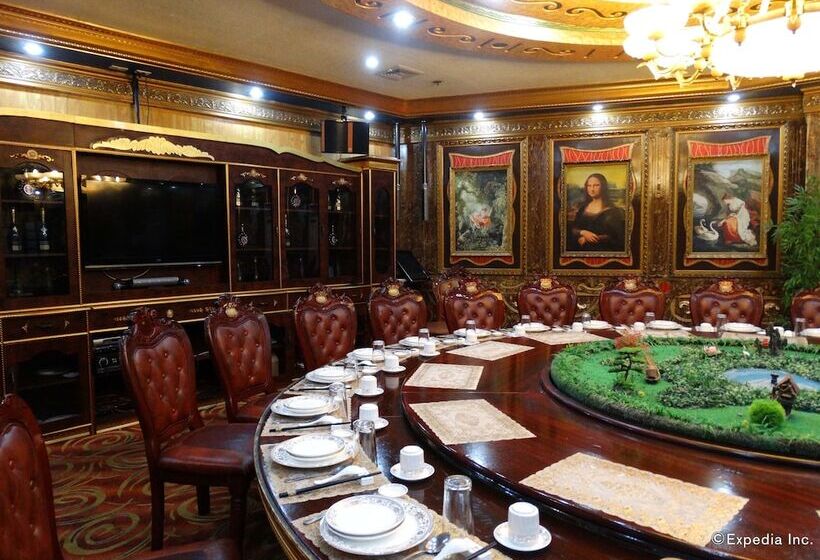 فندق Lido De Paris