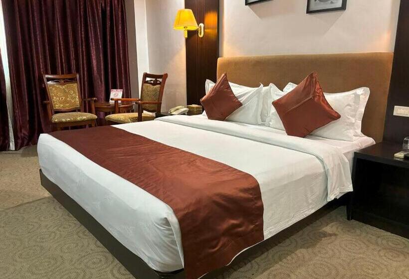 فندق Lido De Paris