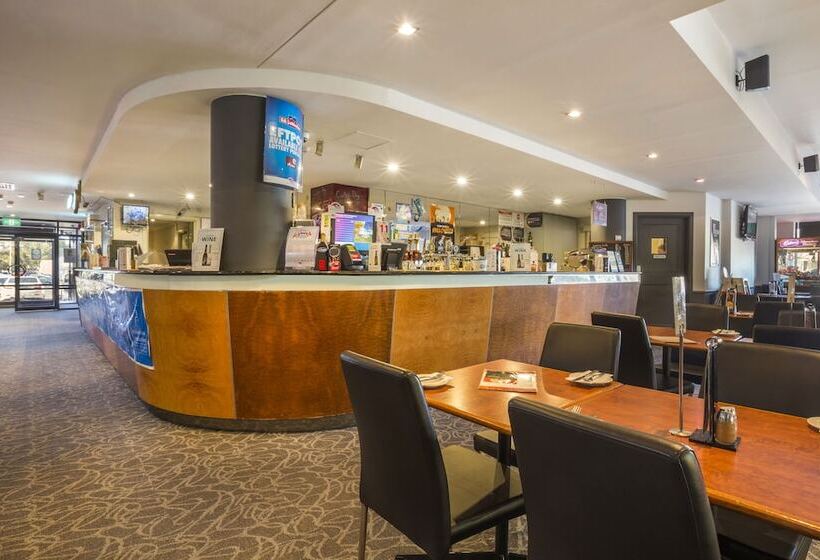 בית מלון כפרי Nightcap At Rose & Crown