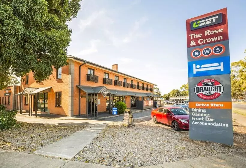 ホテル Nightcap At Rose & Crown