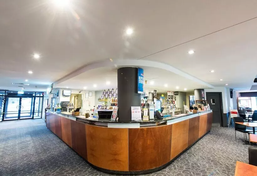 ホテル Nightcap At Rose & Crown