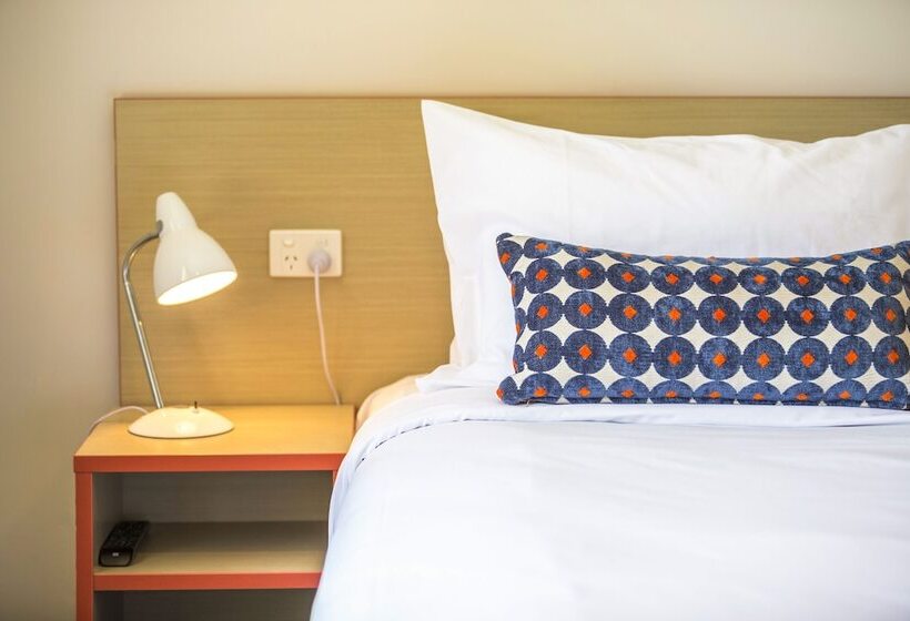 בית מלון כפרי Nightcap At Rose & Crown