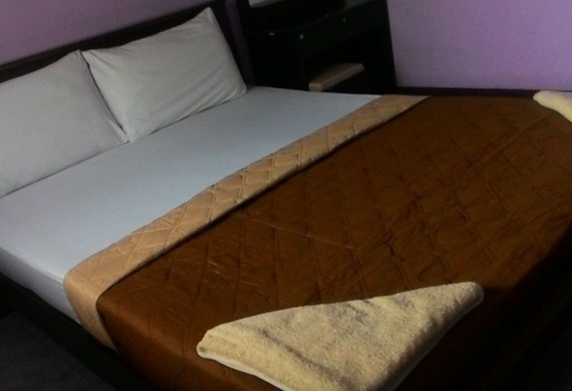 بنسيون Boss & Benz House