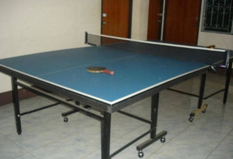 بنسيون Boss & Benz House