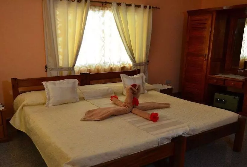 پانسیون Villa Bananier