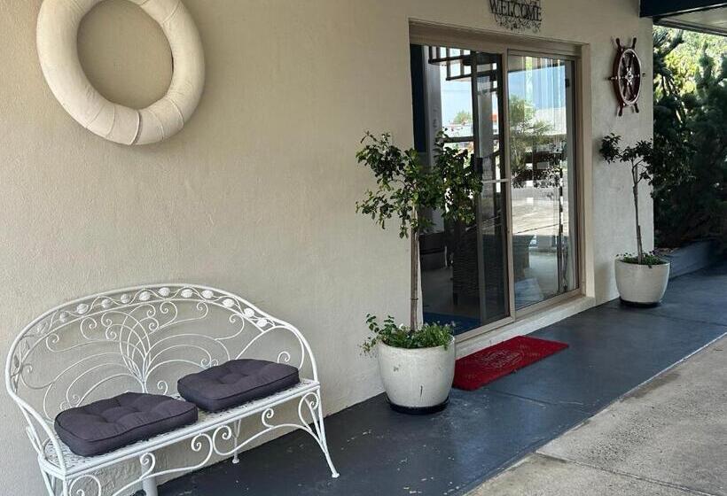 Portarlington Beach Motel