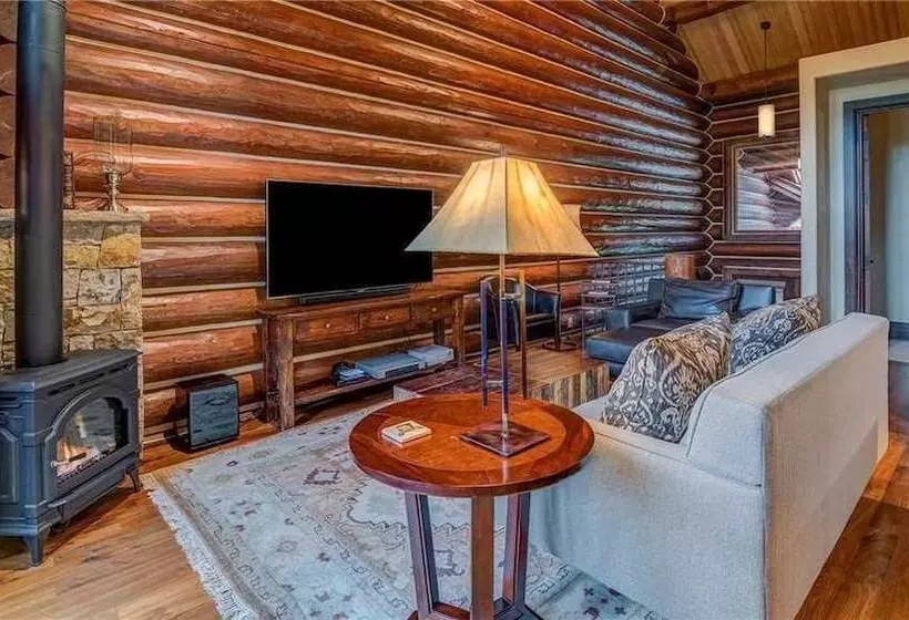 Townhome On The Creek 135