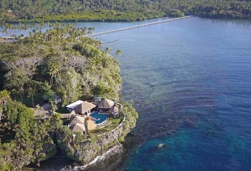 Wavi Island Villas