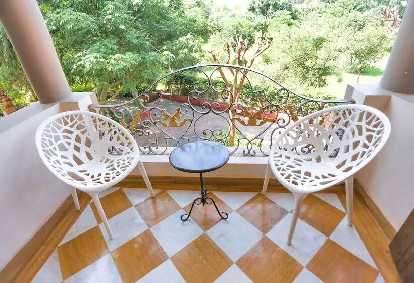 Araliayas Resort & Spa