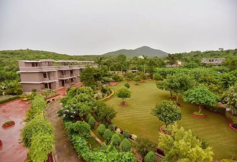 Araliayas Resort & Spa