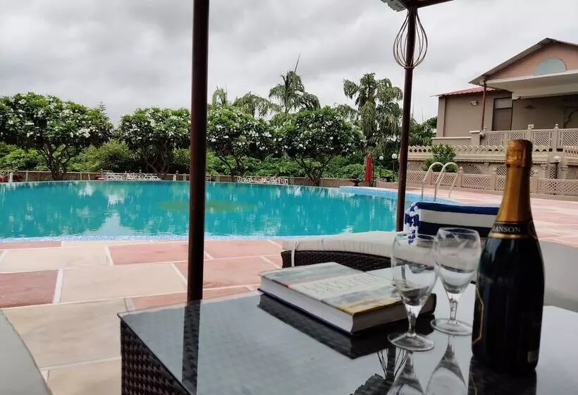Araliayas Resort & Spa