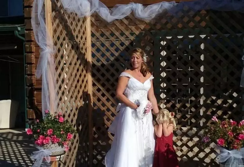 Mt. Emily Ranch Bed And Breakfast