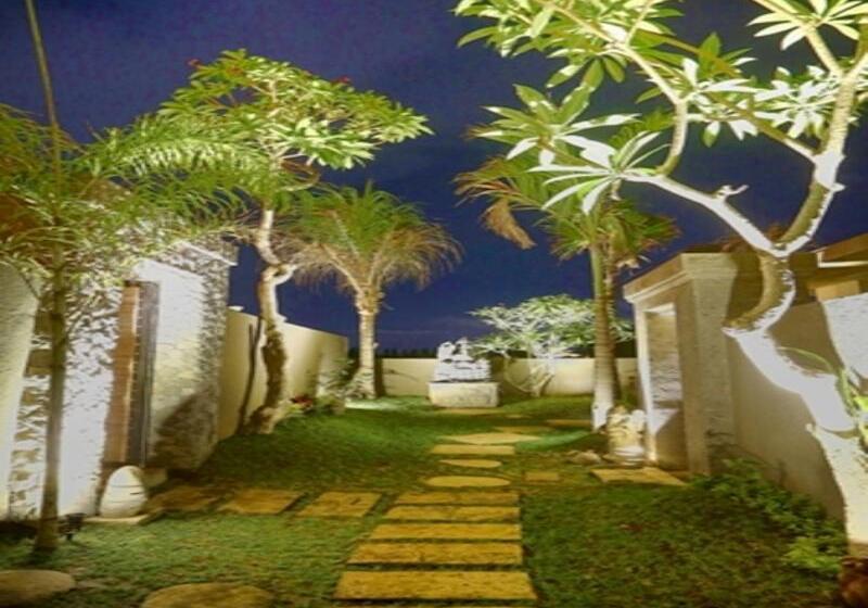 ホテル Asri Sari Villa Ubud