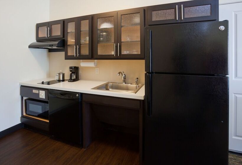 בית מלון כפרי Candlewood Suites Bemidji   Paul Bunyan By Ihg