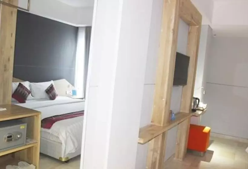 D Max Hotel & Convention Lombok