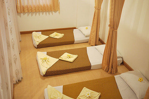 فندق Naithon Beach Mansion