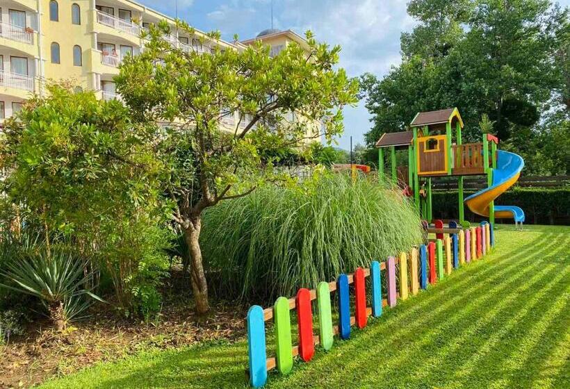 Отель Primea Beach Residence