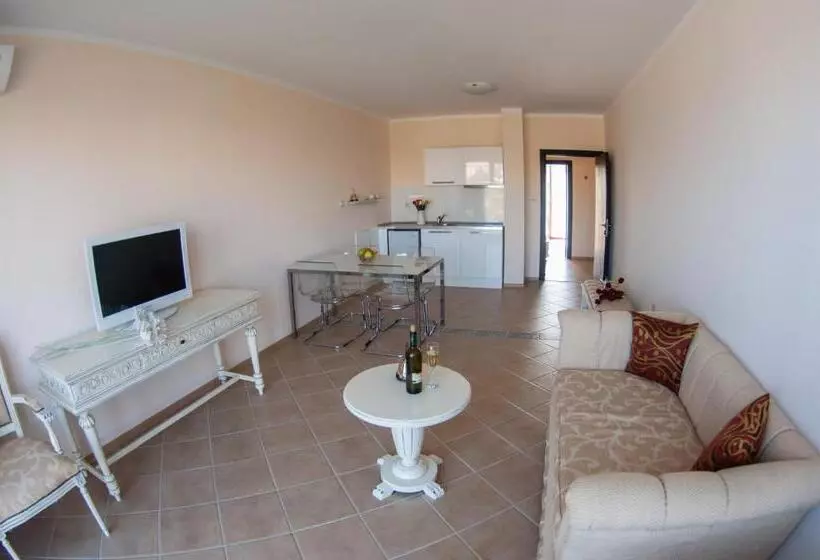Hotelli Primea Beach Residence