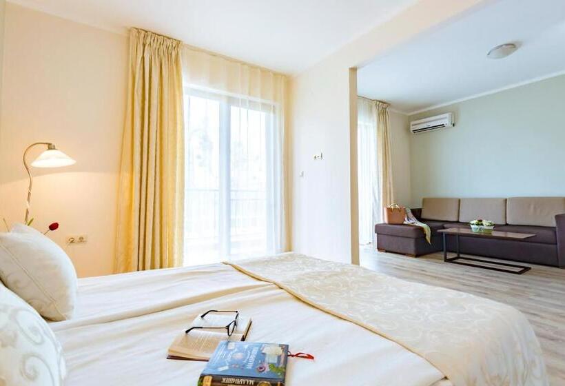 Отель Primea Beach Residence