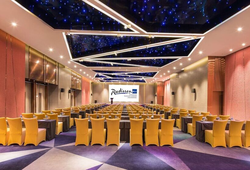 Otel Radisson Blu Shanghai Pudong Jinqiao
