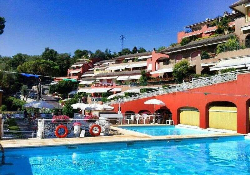 בית מלון כפרי Residence Portofino Est