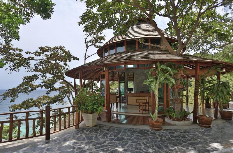 Отель Sai Daeng Resort