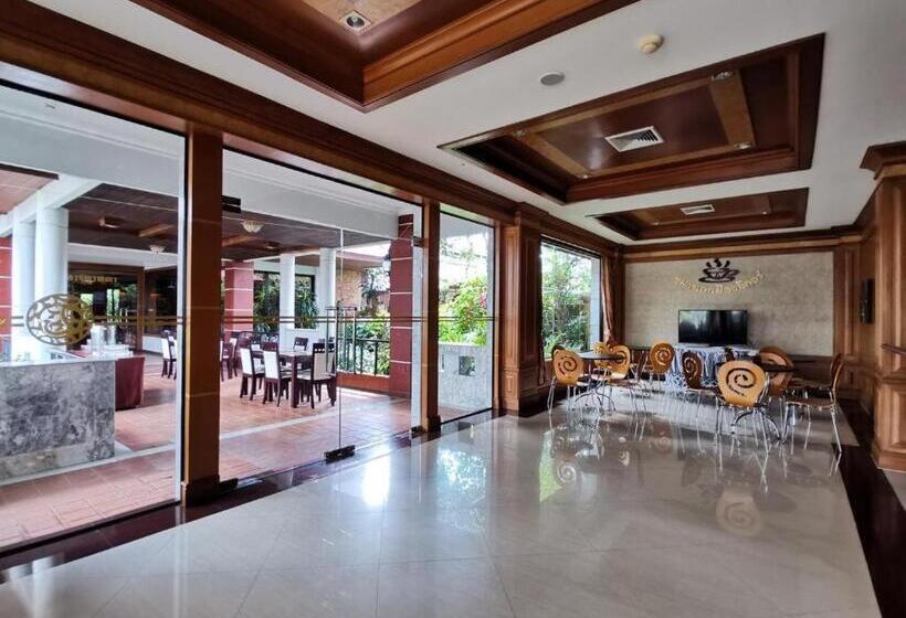 호텔 The Ligor City