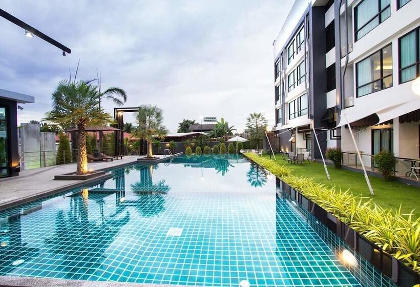 ホテル Udtel Boutique