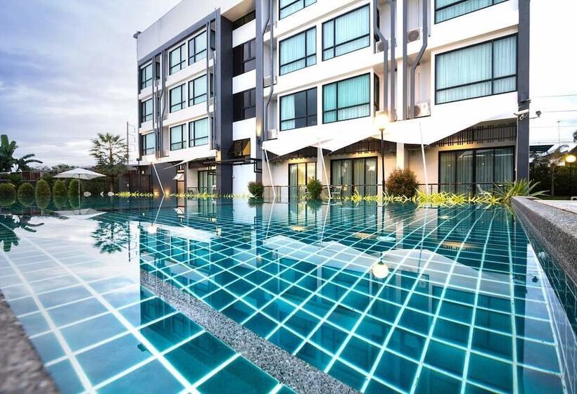 ホテル Udtel Boutique