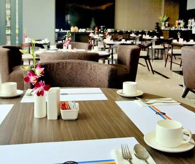 Vasaka Hotel Jakarta Managed By Dafam