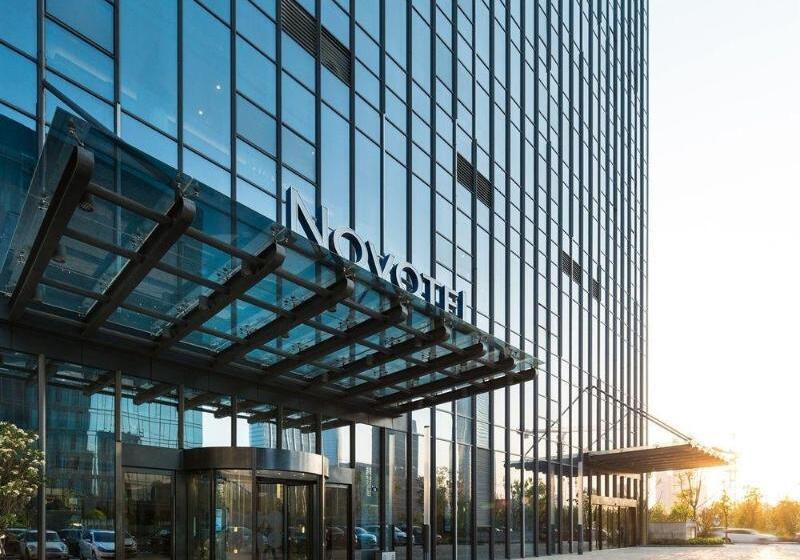 Novotel Ningbo East