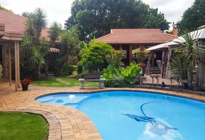 Majatalo Aark Guest Lodge