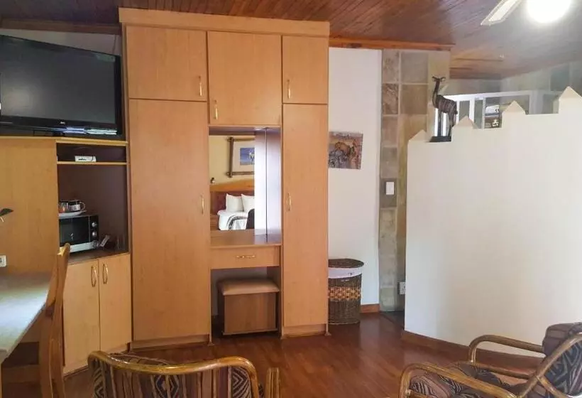 Majatalo Aark Guest Lodge