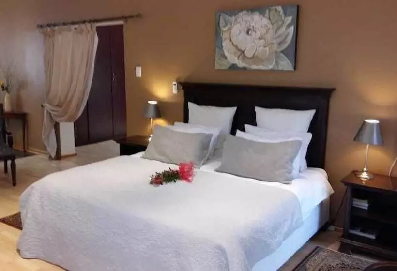 ペンション Adeo