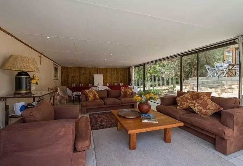 ペンション Adeo