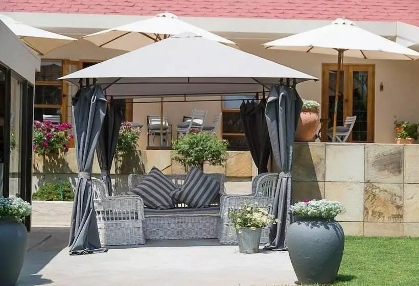 ペンション Adeo