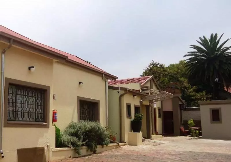Pension Grace And Gift Guesthouse - Johannesburg