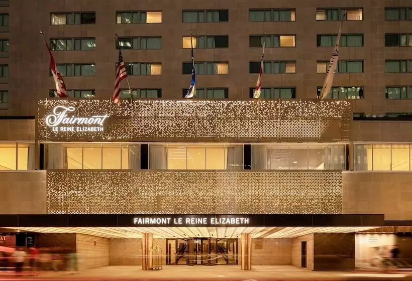 ホテル Fairmont The Queen Elizabeth Gold Experience