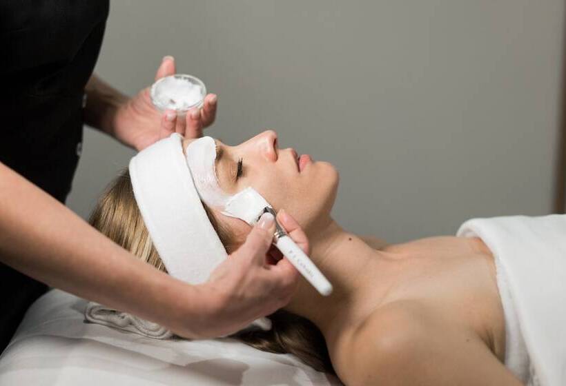 酒店 Fairmont The Queen Elizabeth Gold Experience