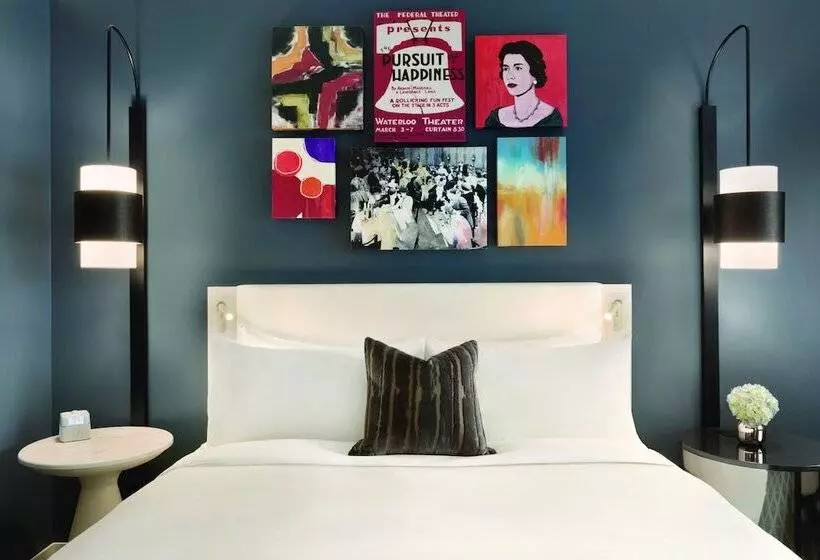 ホテル Fairmont The Queen Elizabeth Gold Experience