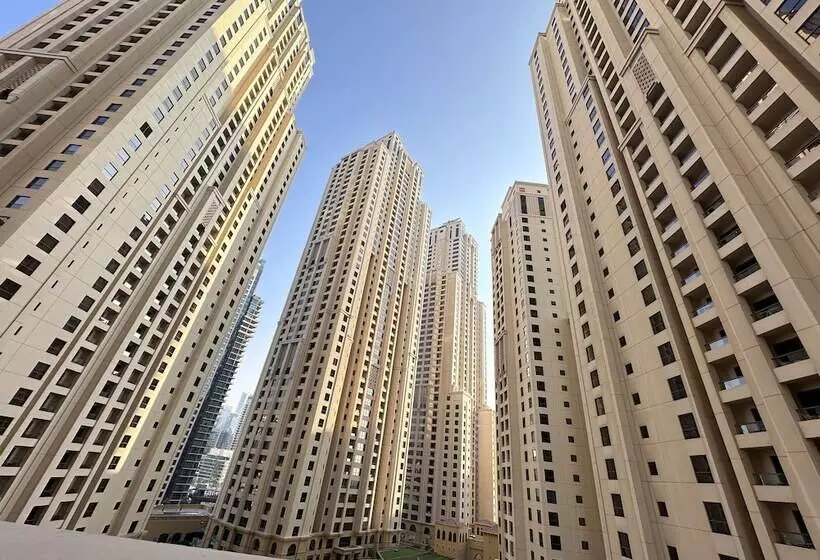 Bollywood Beach Hostel