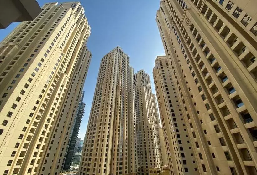 Bollywood Beach Hostel