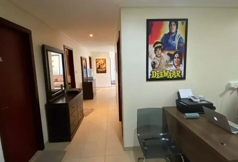 Bollywood Beach Hostel