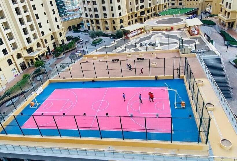 Bollywood Beach Hostel