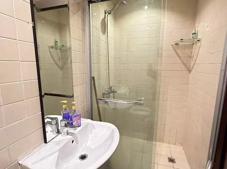 Bollywood Beach Hostel