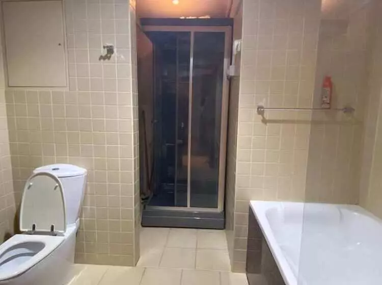 Bollywood Beach Hostel