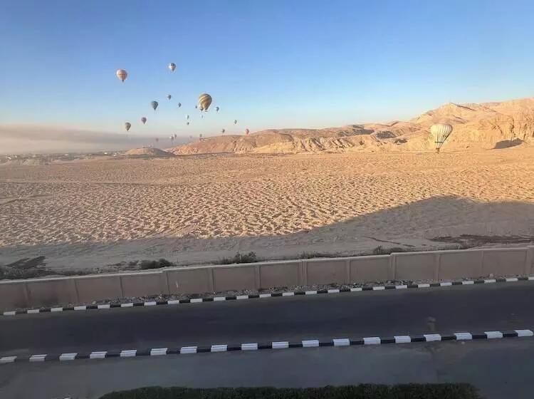 هتل Royal Mountain