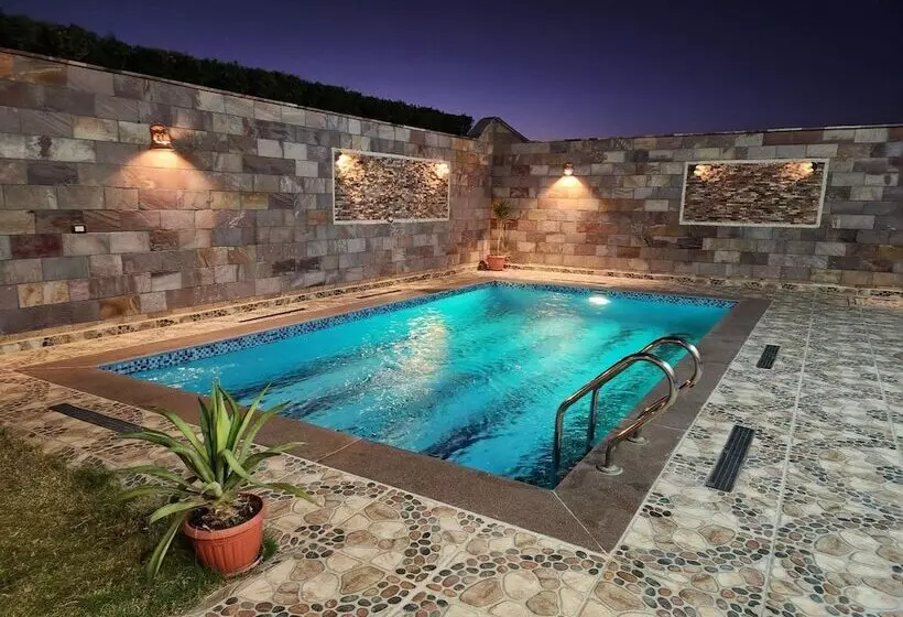 هتل Royal Mountain