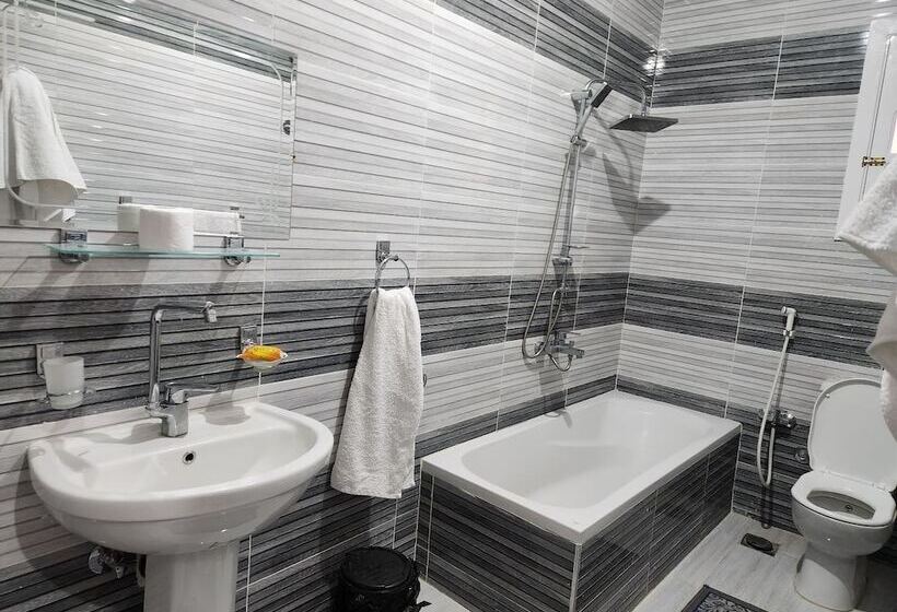 هتل Royal Mountain