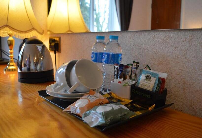 Bed and Breakfast Orchard Lodge & Wolds Restaurant